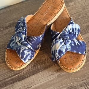 Nine West Blue Tie-Dye Sandals